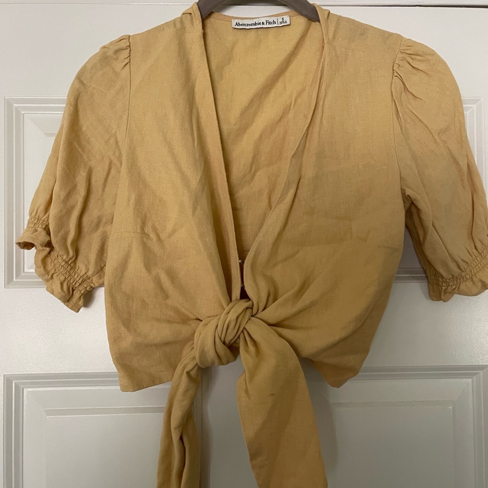 Abercrombie Tie-Front Puff Sleeve Top - Picture 2 of 2